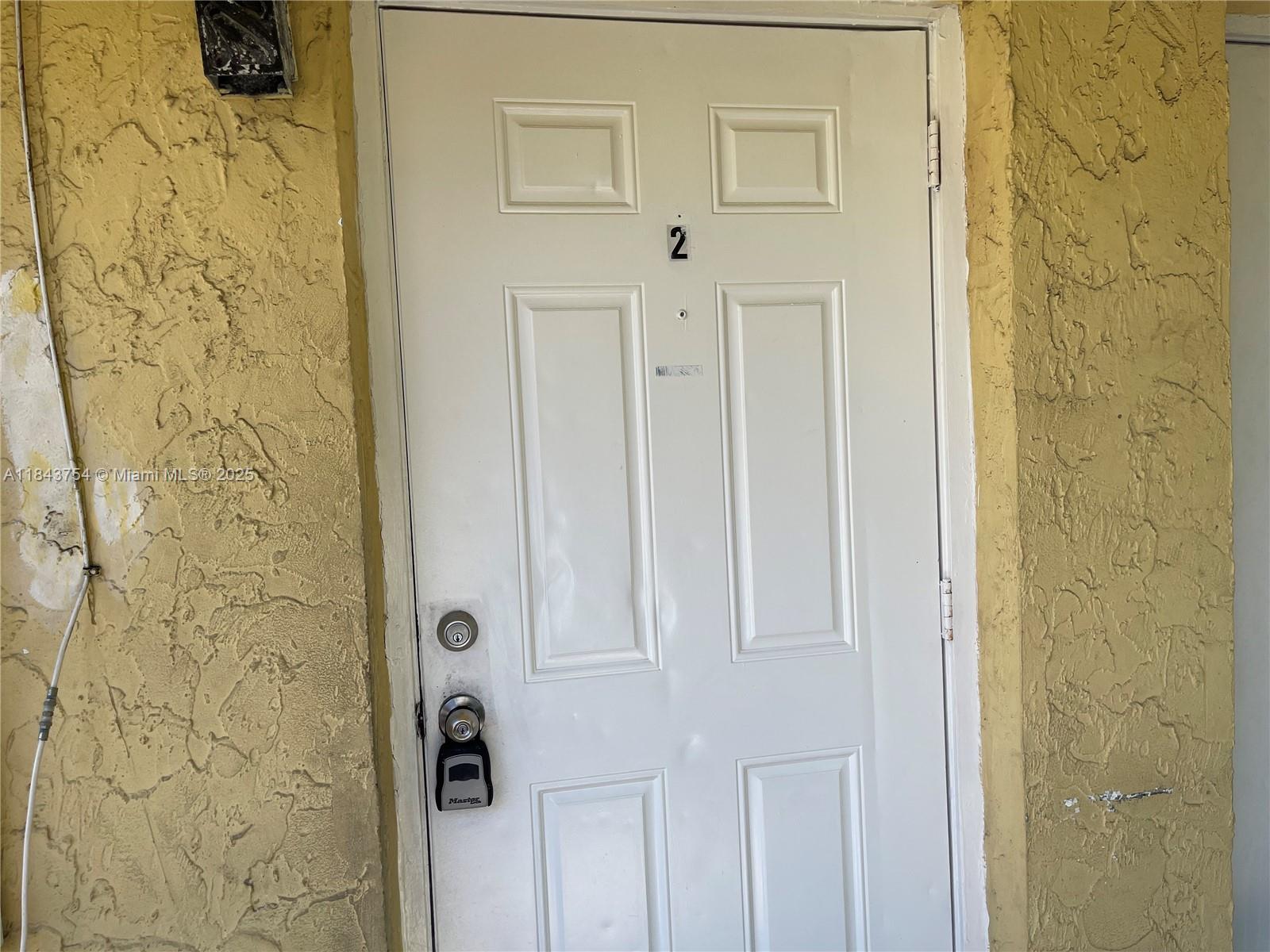 SUNRISE GOLF VILLAGE SEC - Residential Lease