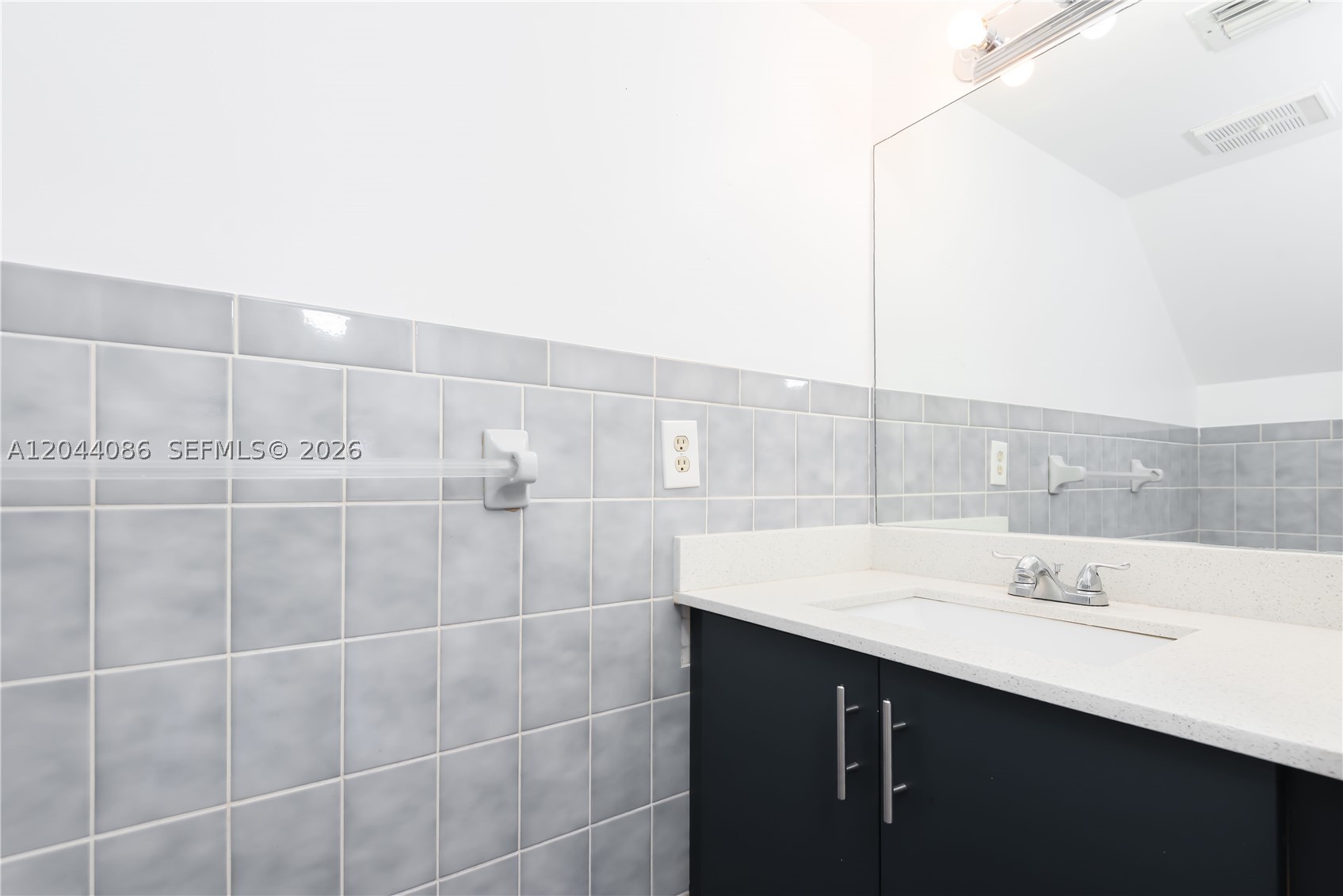 Panache Section 3 - Residential Lease