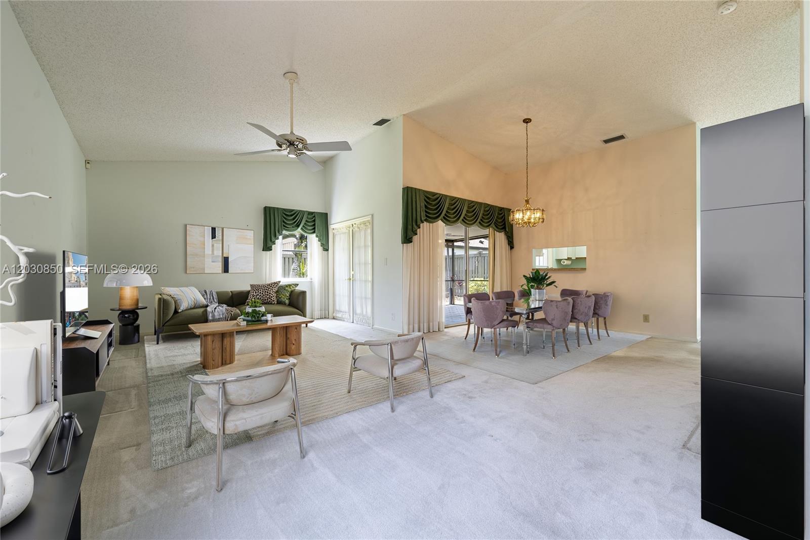 PARKLAND LAKES - Residential