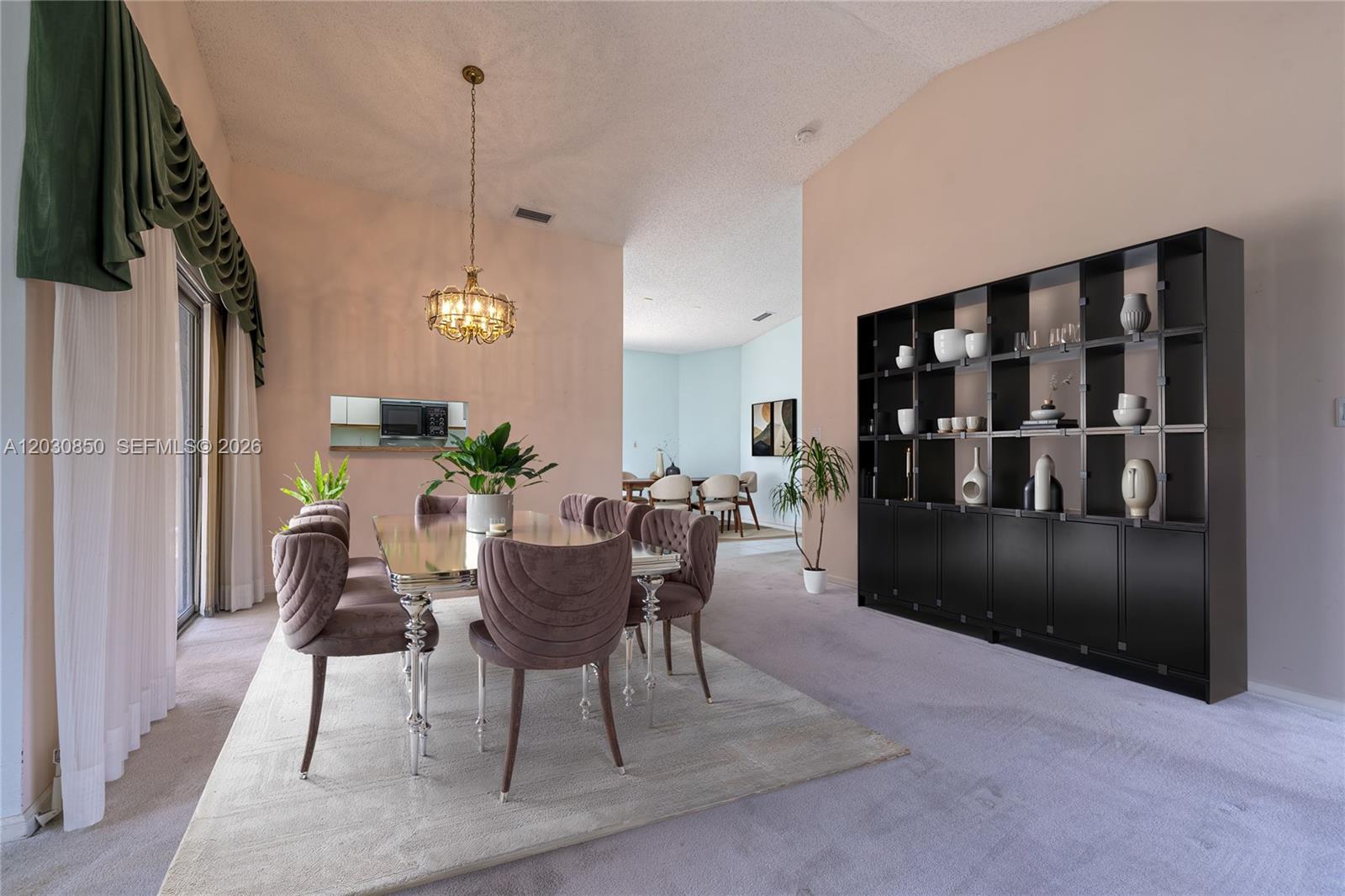 PARKLAND LAKES - Residential