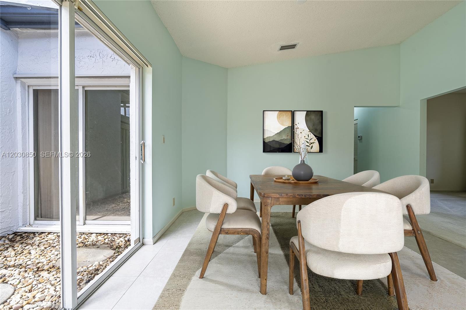 PARKLAND LAKES - Residential