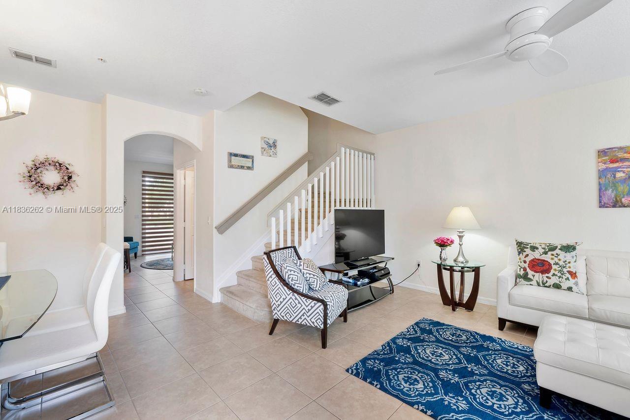 TUSCAN VILLAS CONDO - Residential