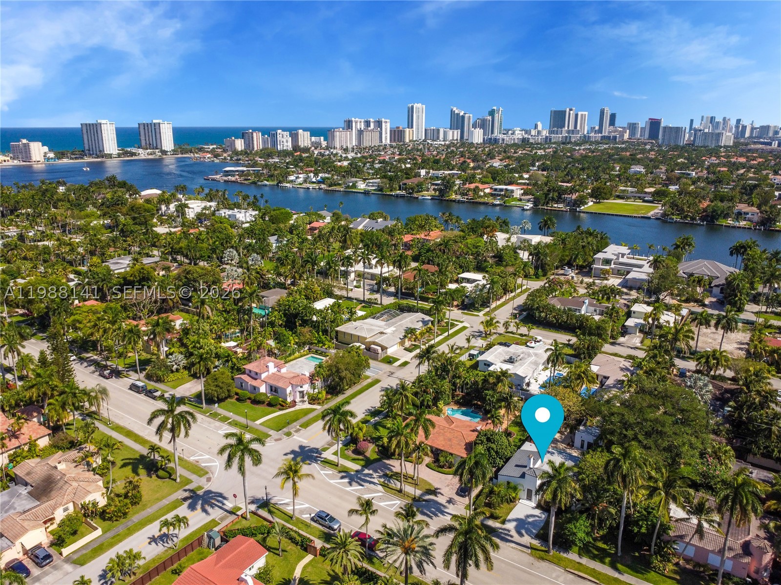 HOLLYWOOD LAKES SECTION - Residential