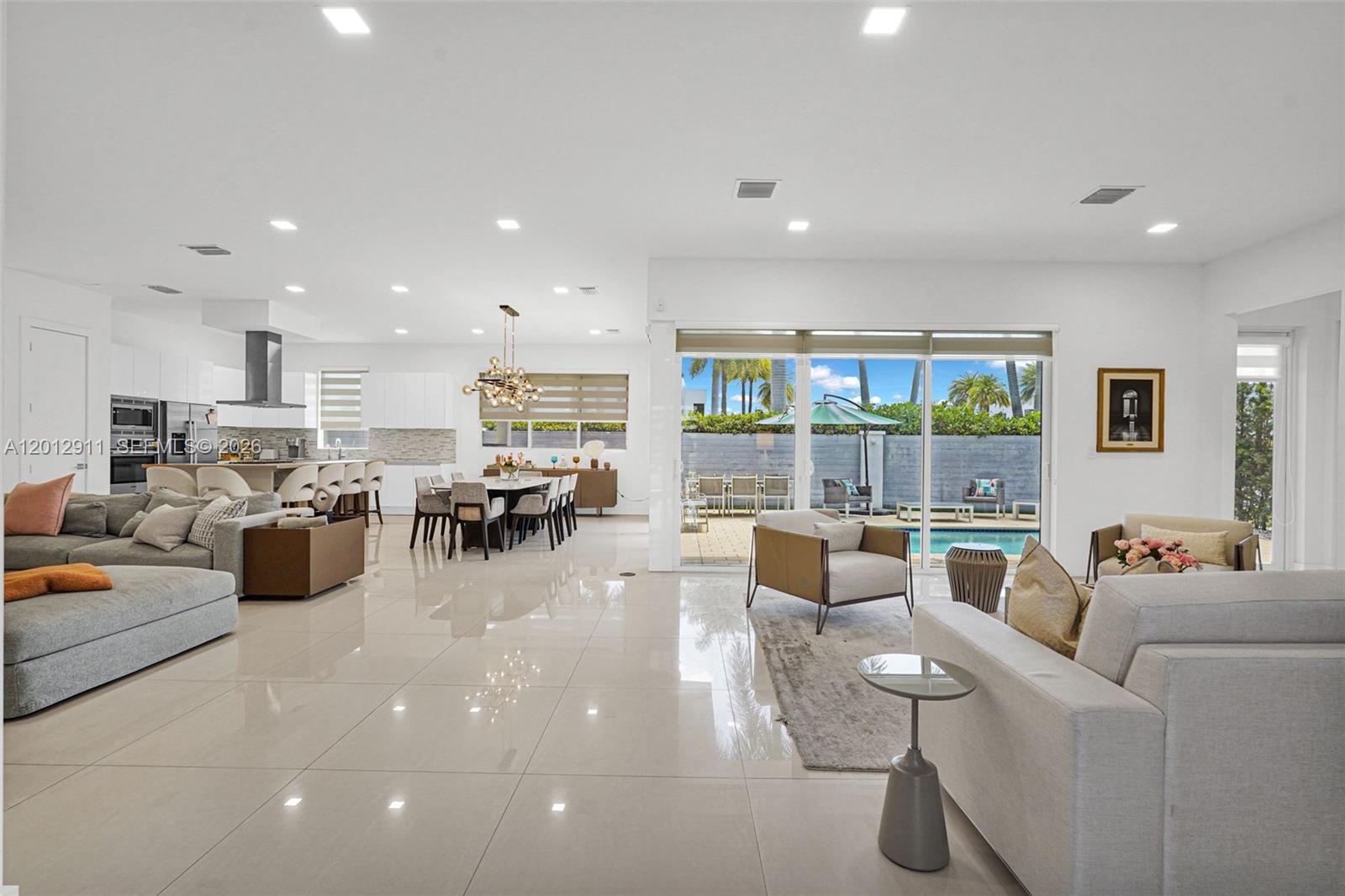 DORAL COMMONS RESIDENTIAL - Residential
