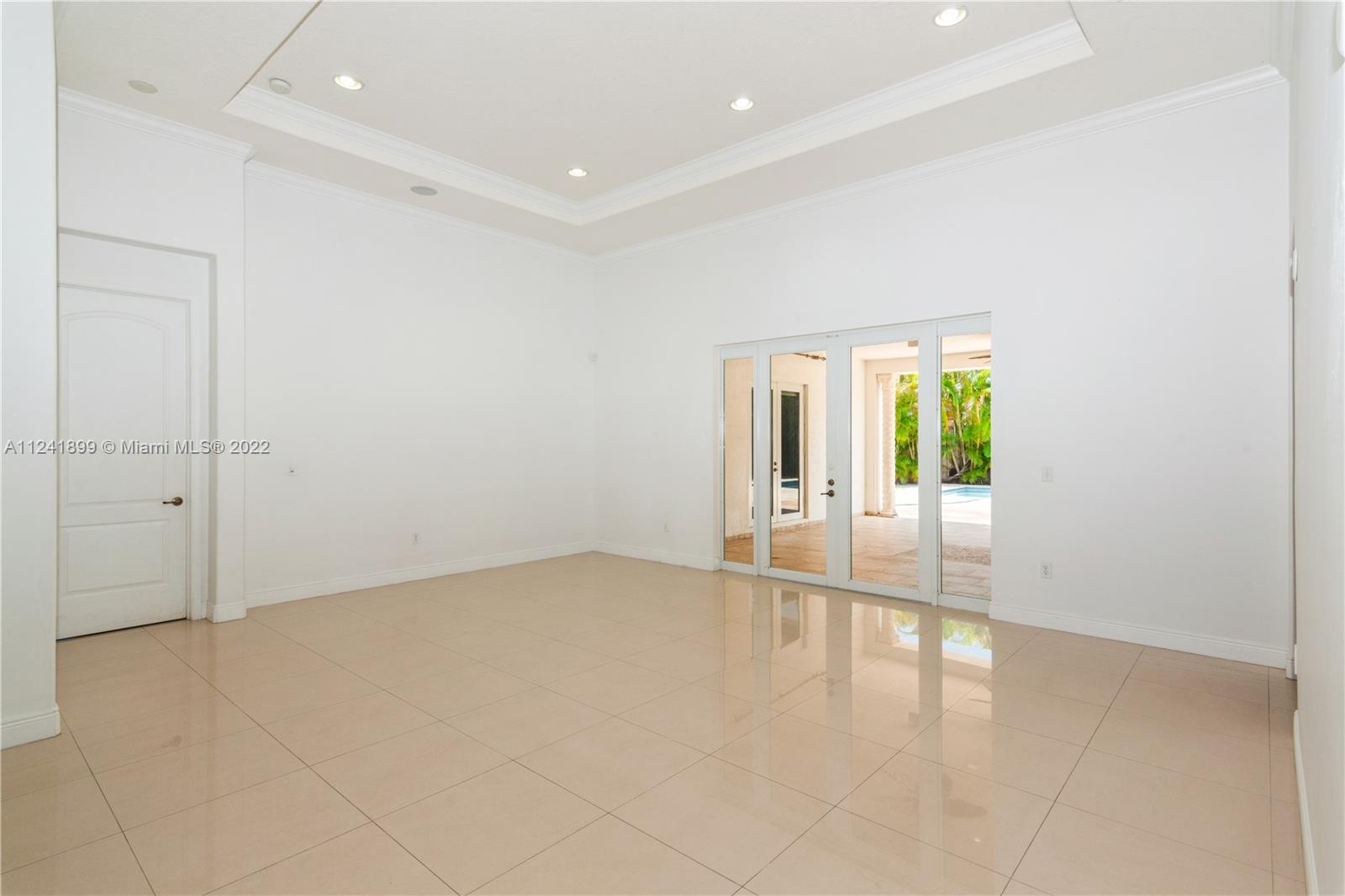 RL OLD CUTLER - Residential
