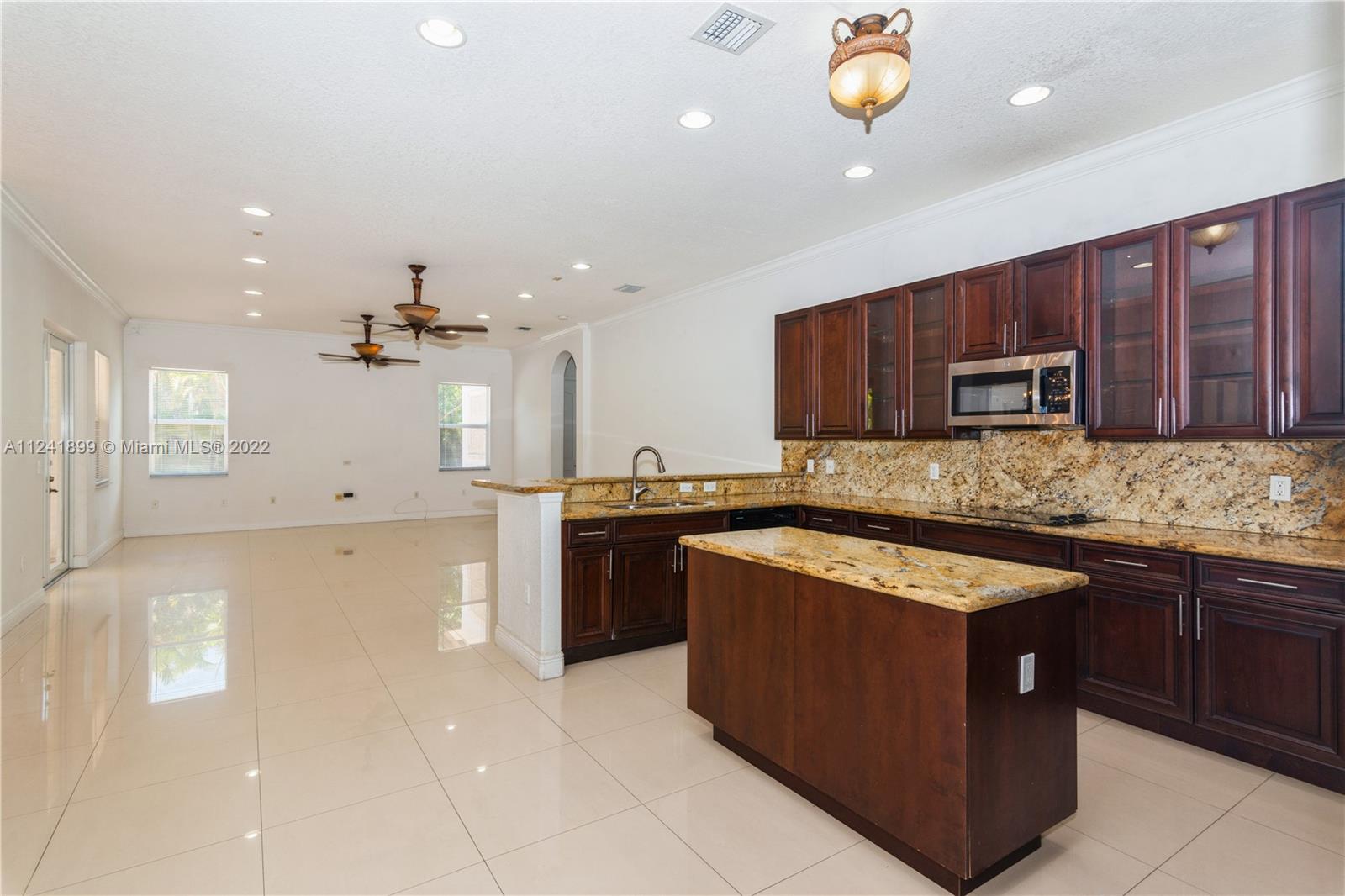 RL OLD CUTLER - Residential