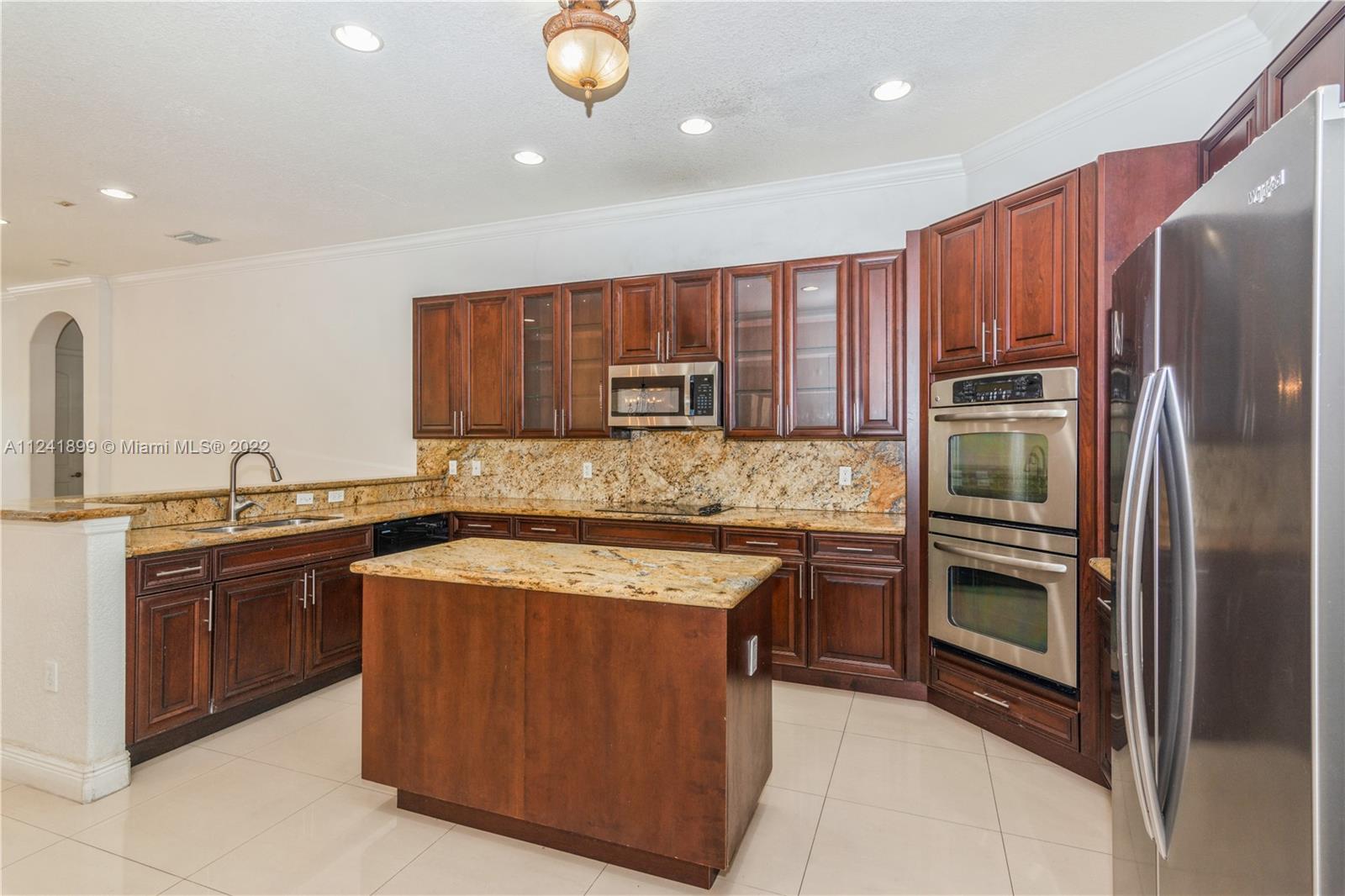 RL OLD CUTLER - Residential