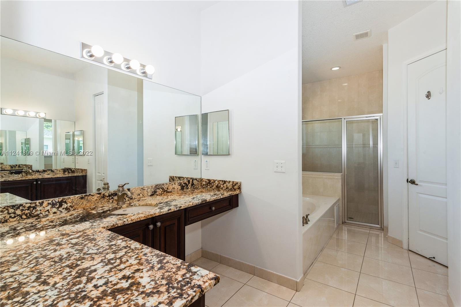 RL OLD CUTLER - Residential