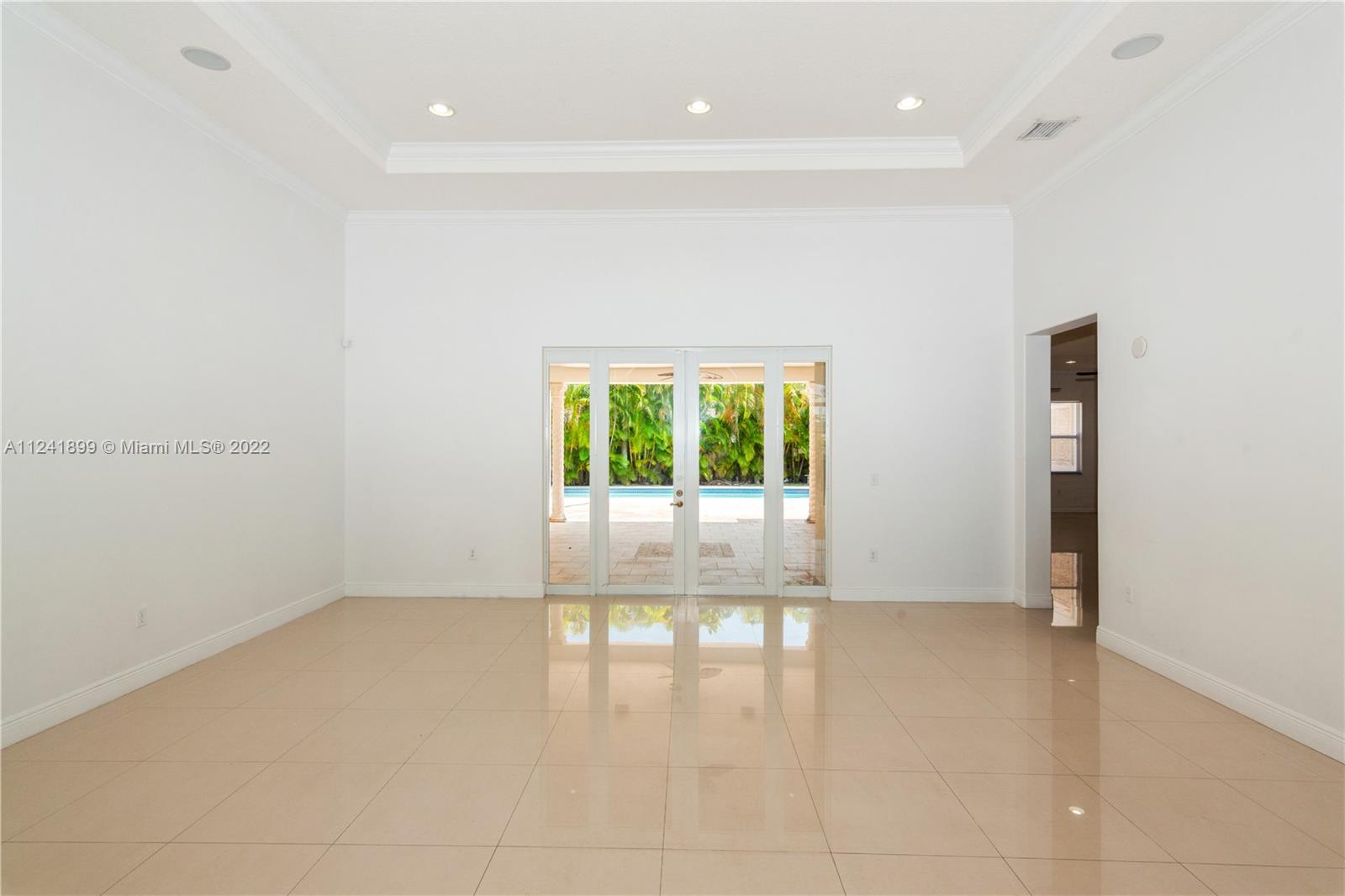 RL OLD CUTLER - Residential