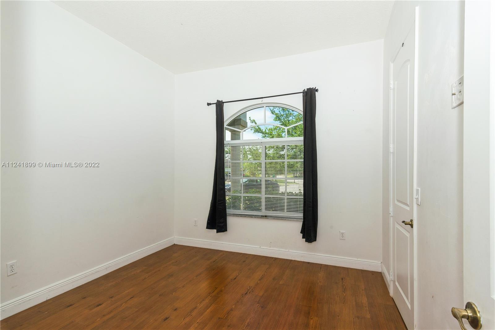 RL OLD CUTLER - Residential
