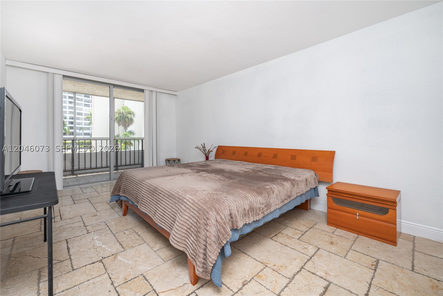 DESOTO PARK CONDO - Residential Lease