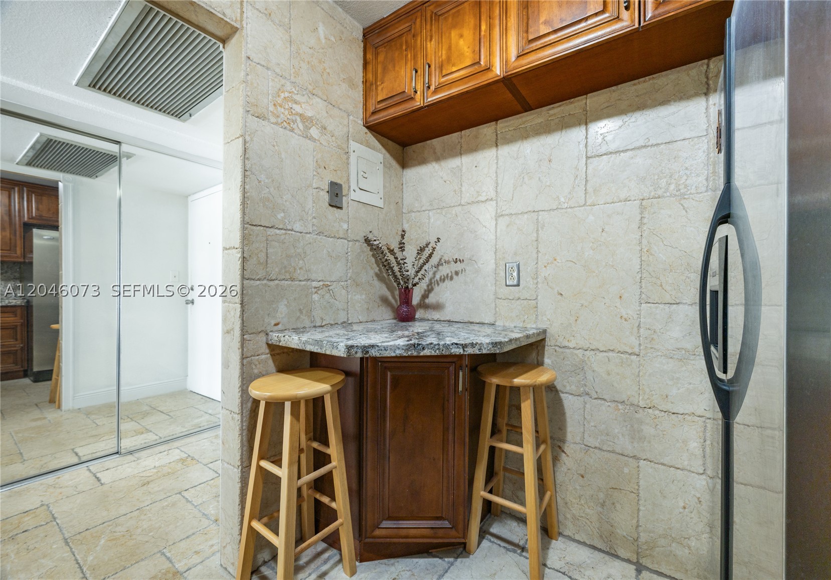 DESOTO PARK CONDO - Residential Lease
