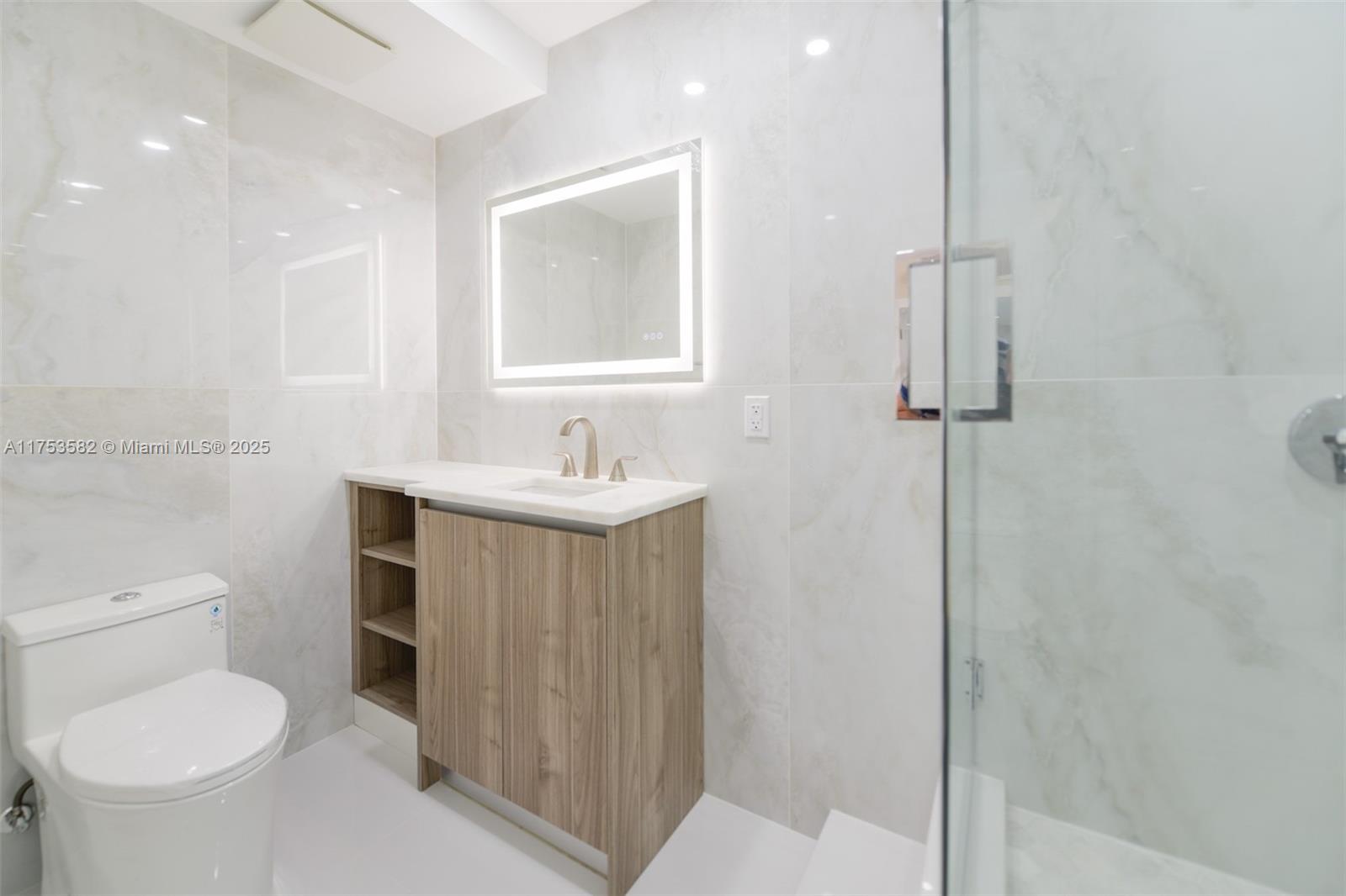 HEMISPHERES CONDO - Residential