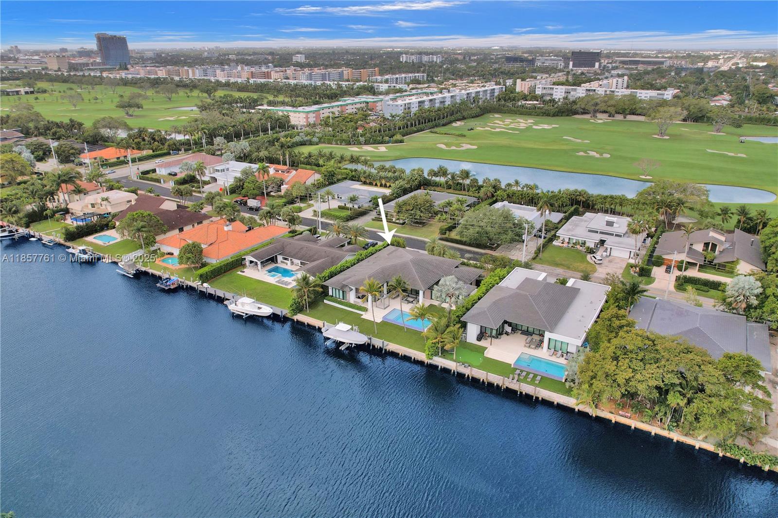 DIPLOMAT GOLF ESTATES - Residential