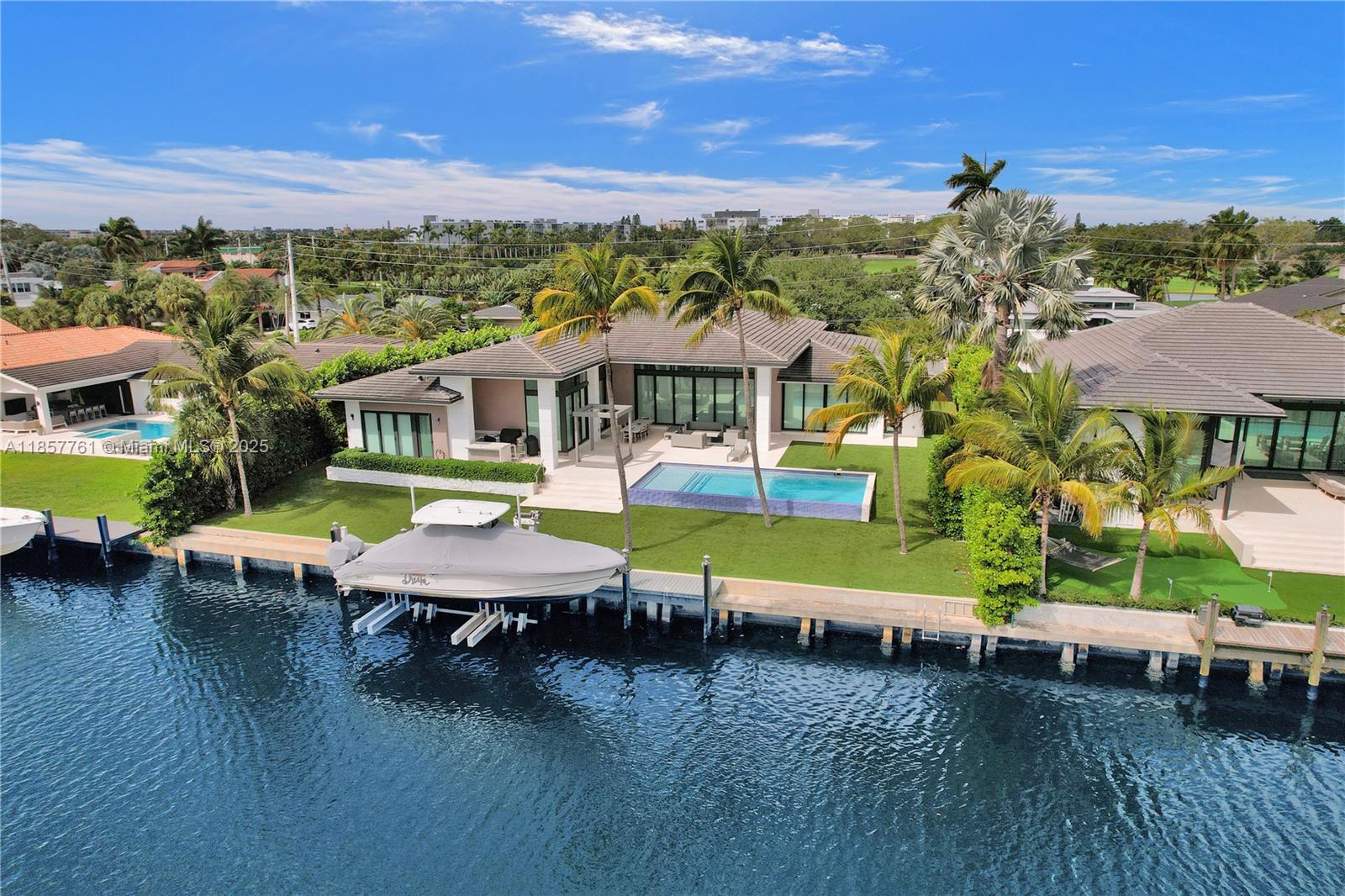 DIPLOMAT GOLF ESTATES - Residential