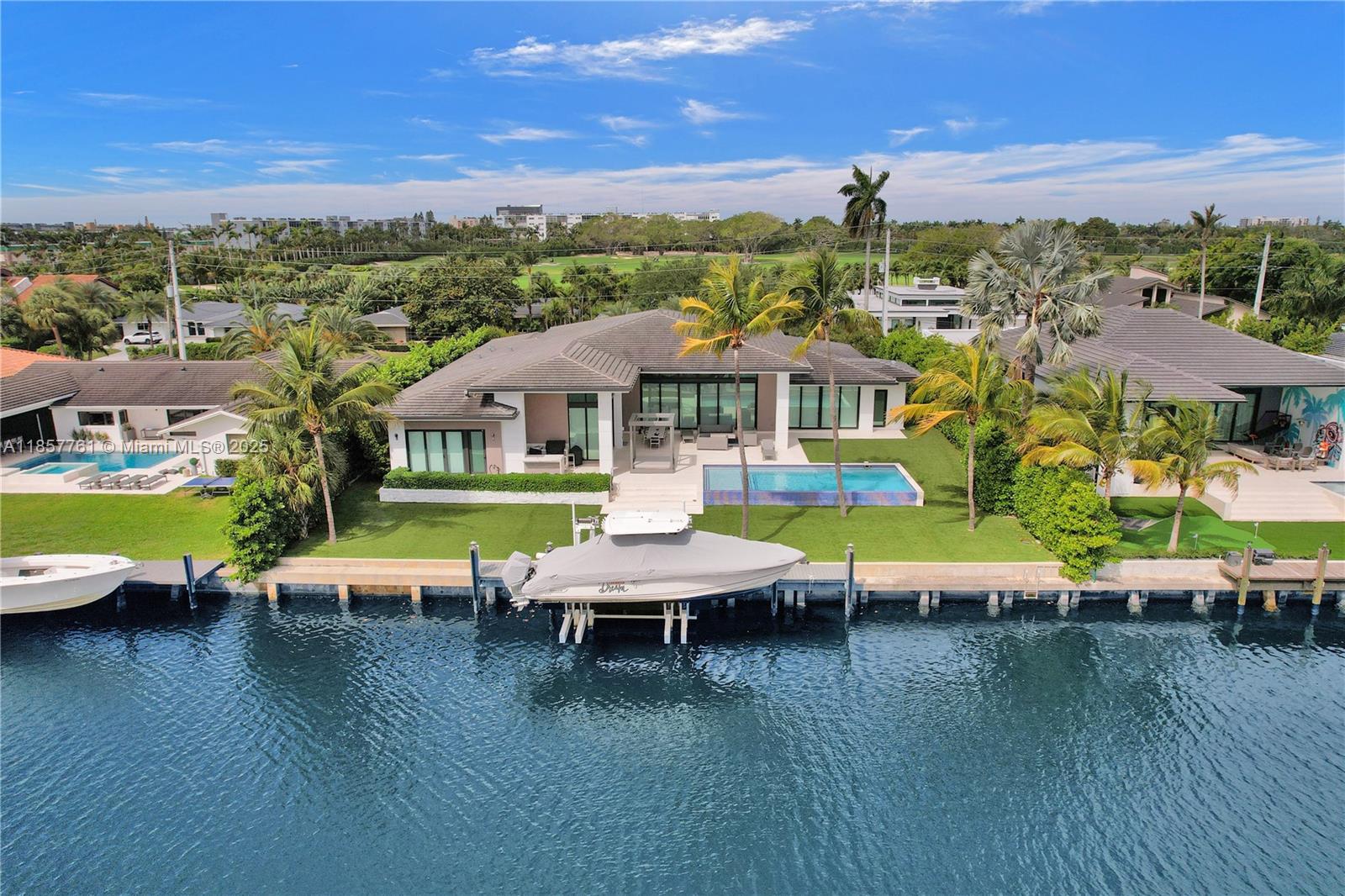 DIPLOMAT GOLF ESTATES - Residential