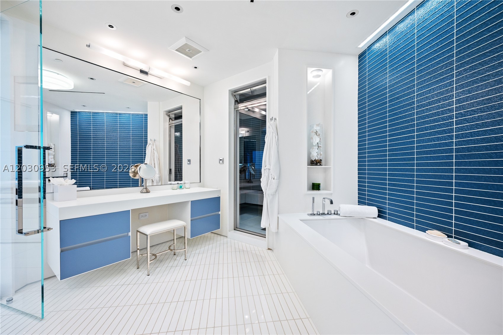 BAL HARBOUR CENTER CONDO - Residential
