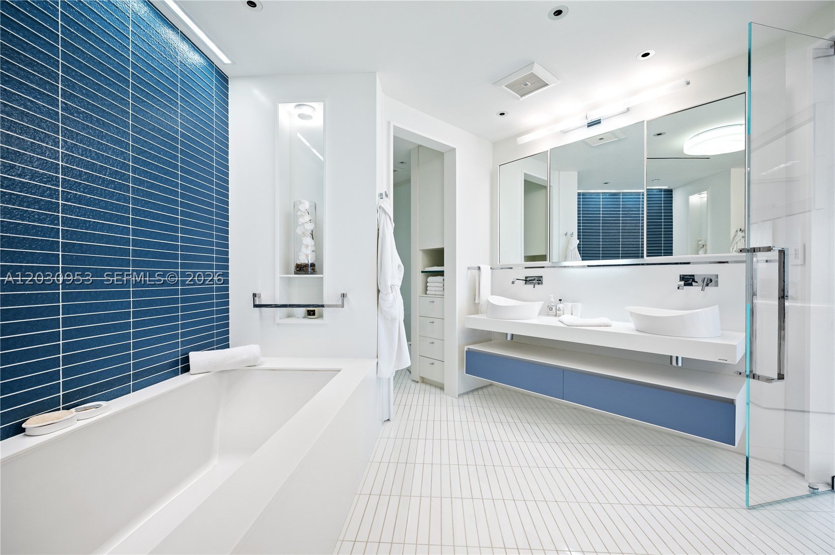 BAL HARBOUR CENTER CONDO - Residential