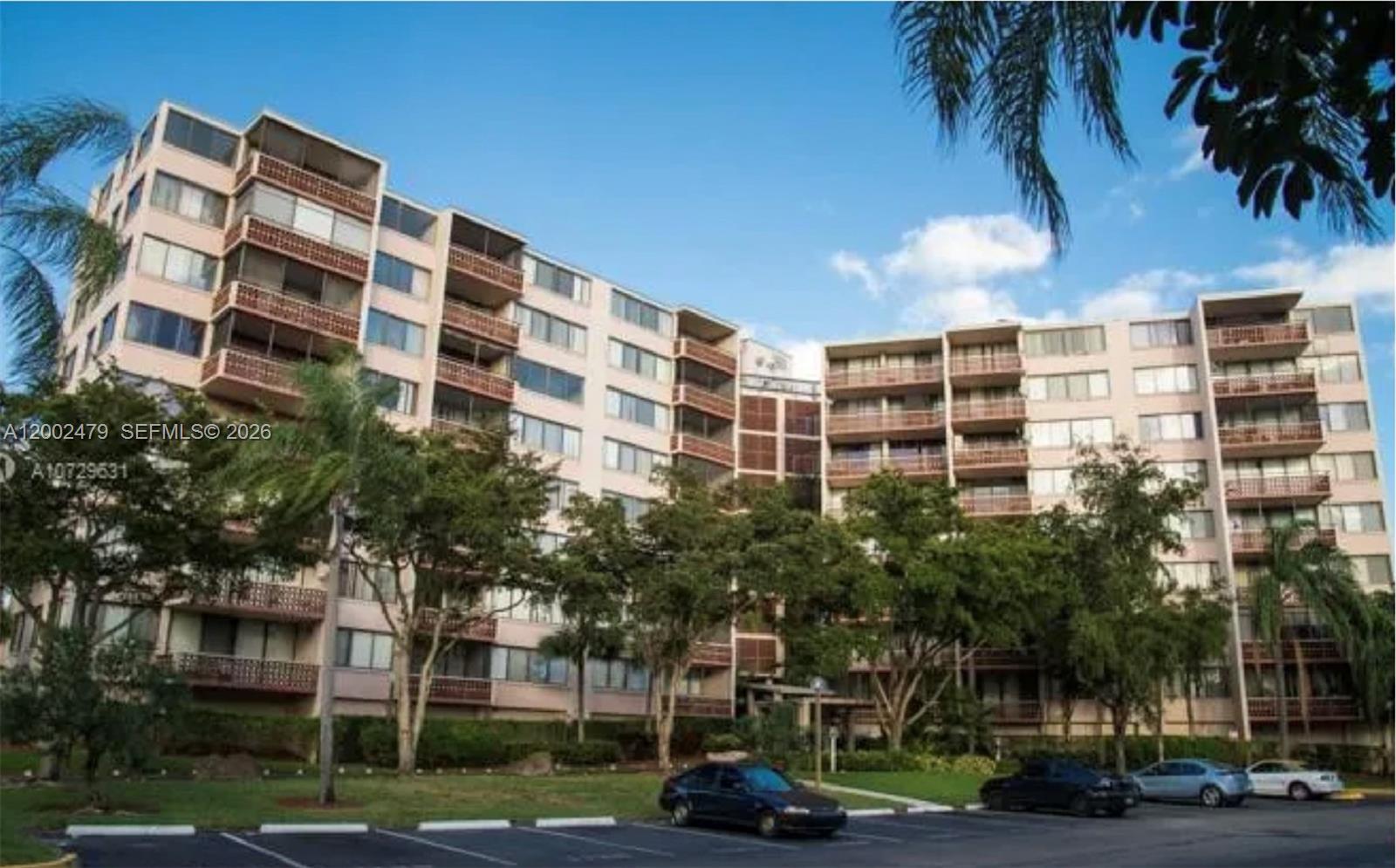 INVERRARY GARDENS CONDO I - Residential