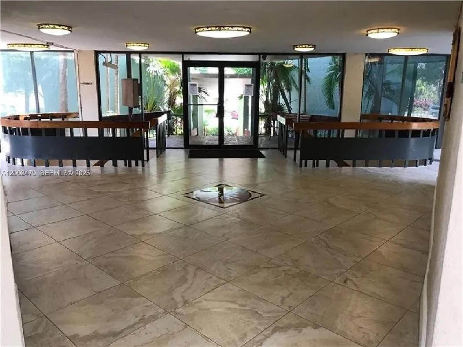 INVERRARY GARDENS CONDO I - Residential