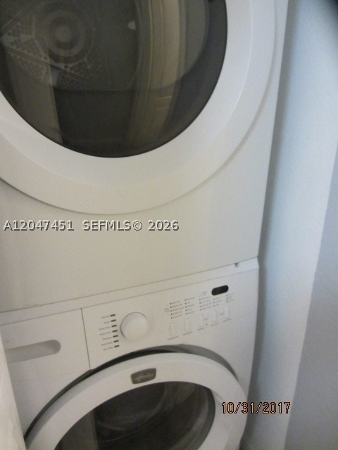 DORAL GARDENS II CONDO - Residential Lease