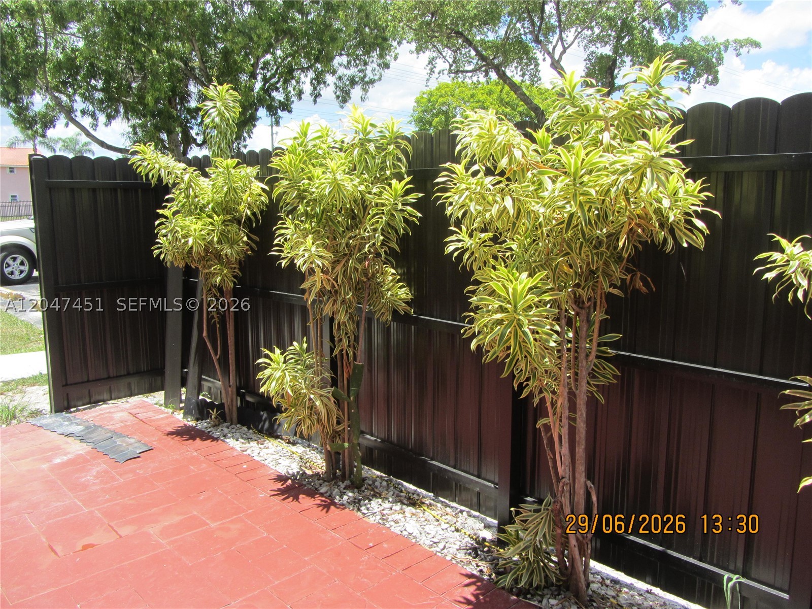 DORAL GARDENS II CONDO - Residential Lease