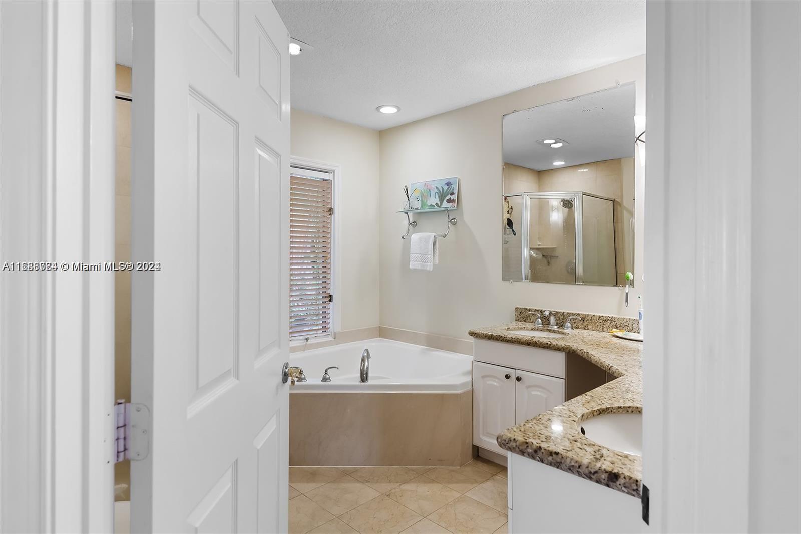 BEL MARRA - Residential Lease
