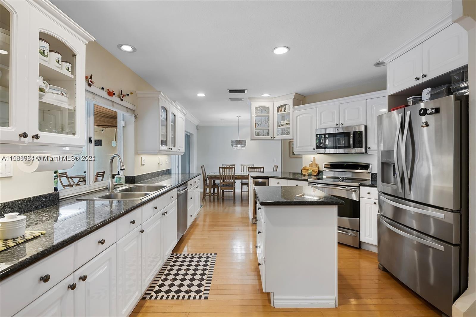BEL MARRA - Residential Lease