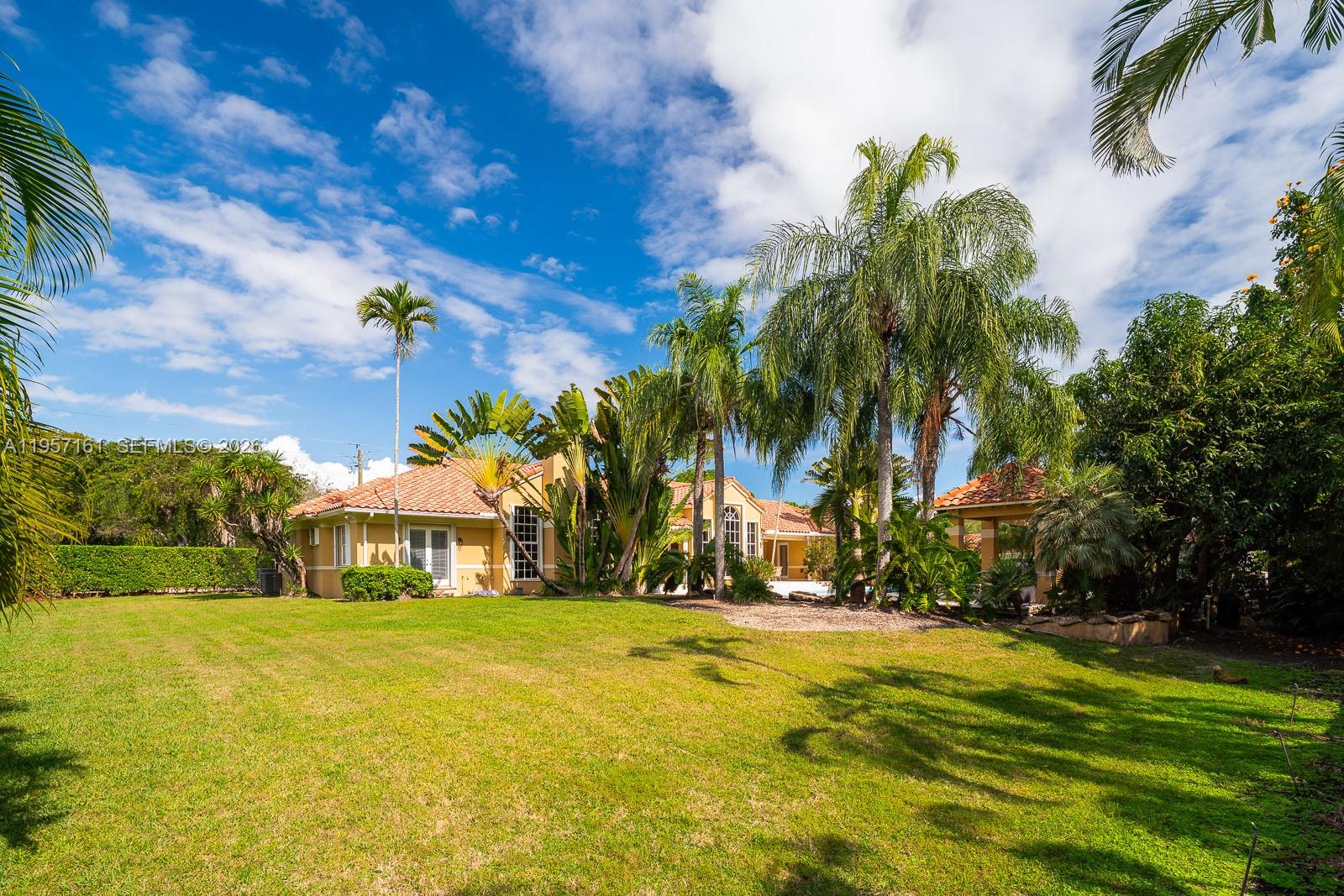 ROCKDALE ESTATES - Residential
