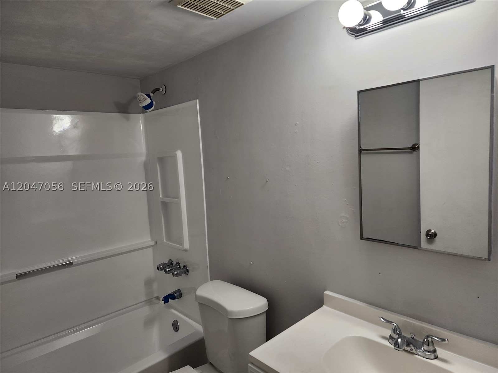 WATERVIEW CONDO - Residential Lease