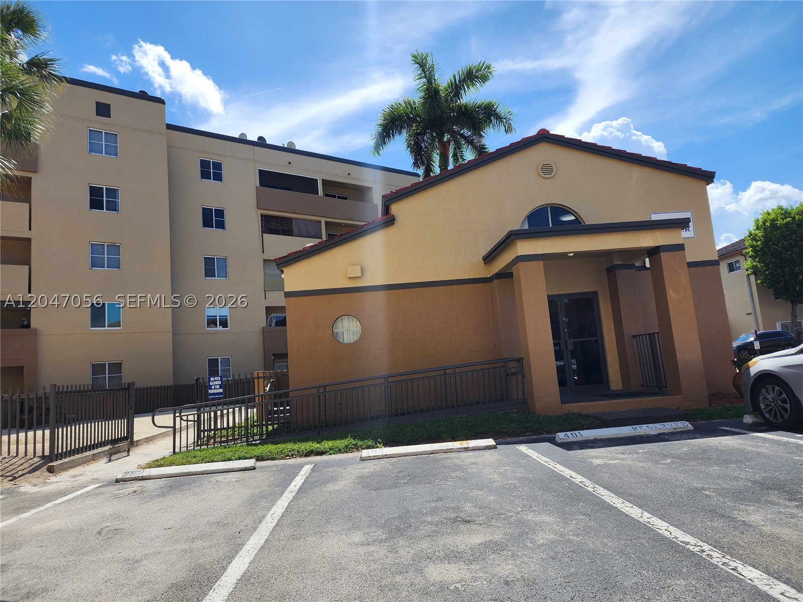 WATERVIEW CONDO - Residential Lease