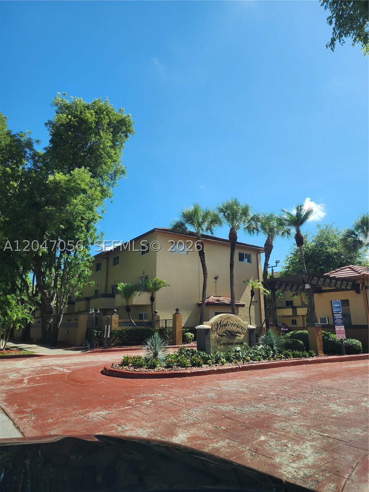 WATERVIEW CONDO - Residential Lease