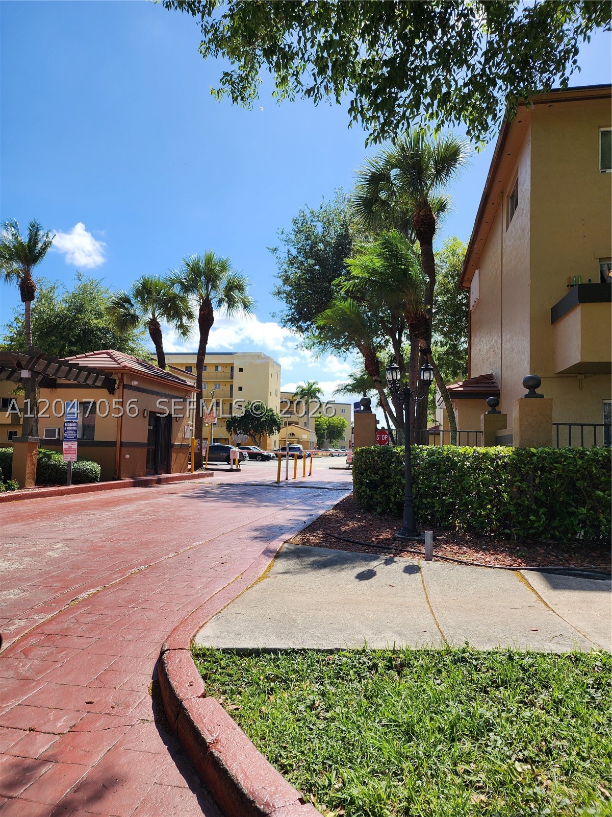 WATERVIEW CONDO - Residential Lease