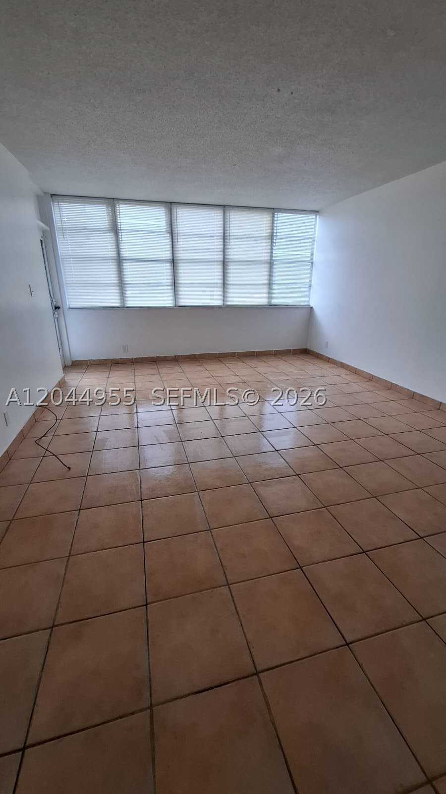 CRESTVIEW TOWERS CONDO - Residential Lease