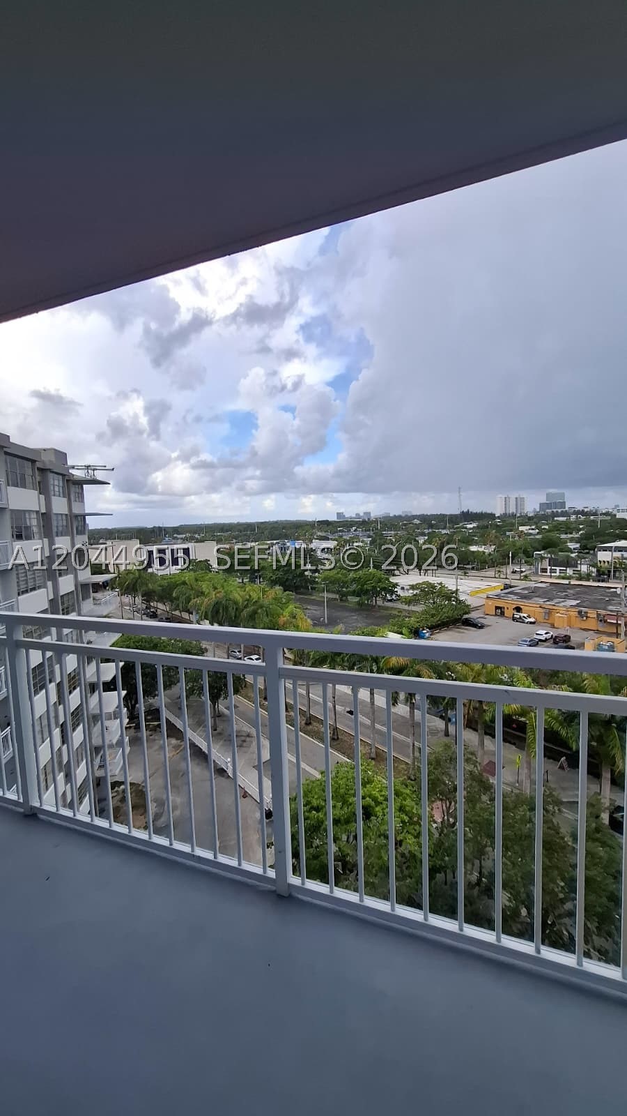 CRESTVIEW TOWERS CONDO - Residential Lease