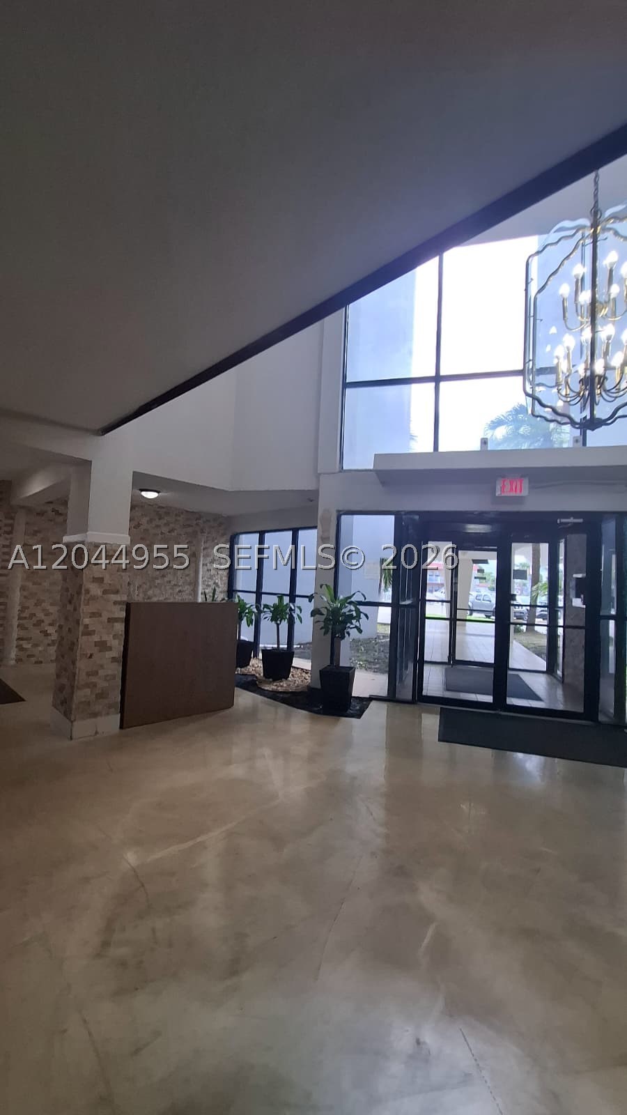 CRESTVIEW TOWERS CONDO - Residential Lease