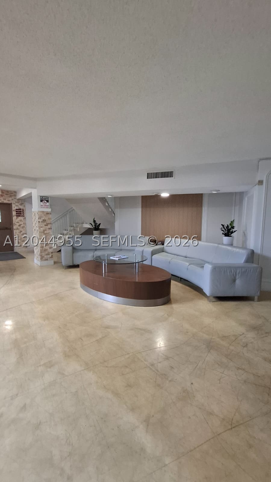 CRESTVIEW TOWERS CONDO - Residential Lease