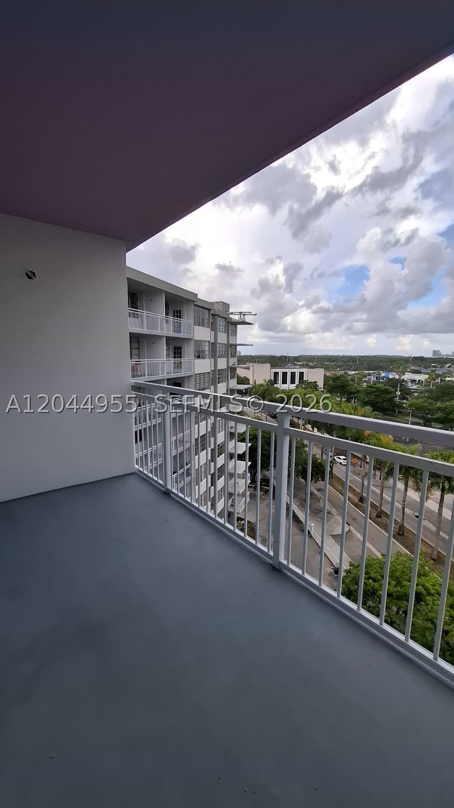 CRESTVIEW TOWERS CONDO - Residential Lease