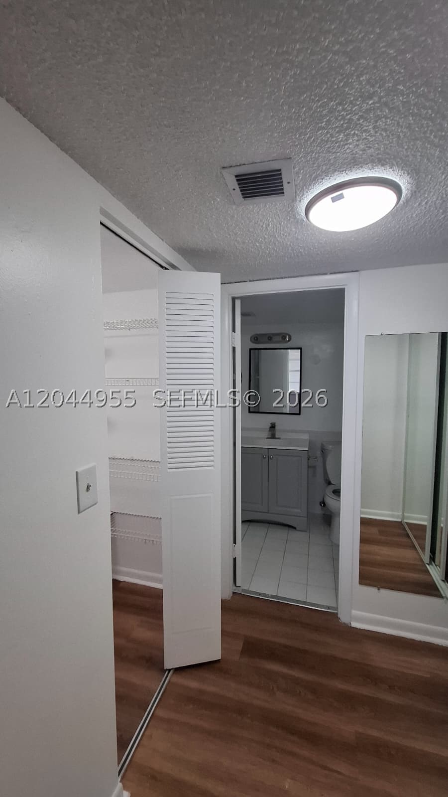 CRESTVIEW TOWERS CONDO - Residential Lease