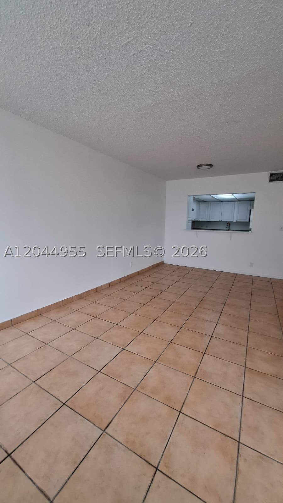 CRESTVIEW TOWERS CONDO - Residential Lease