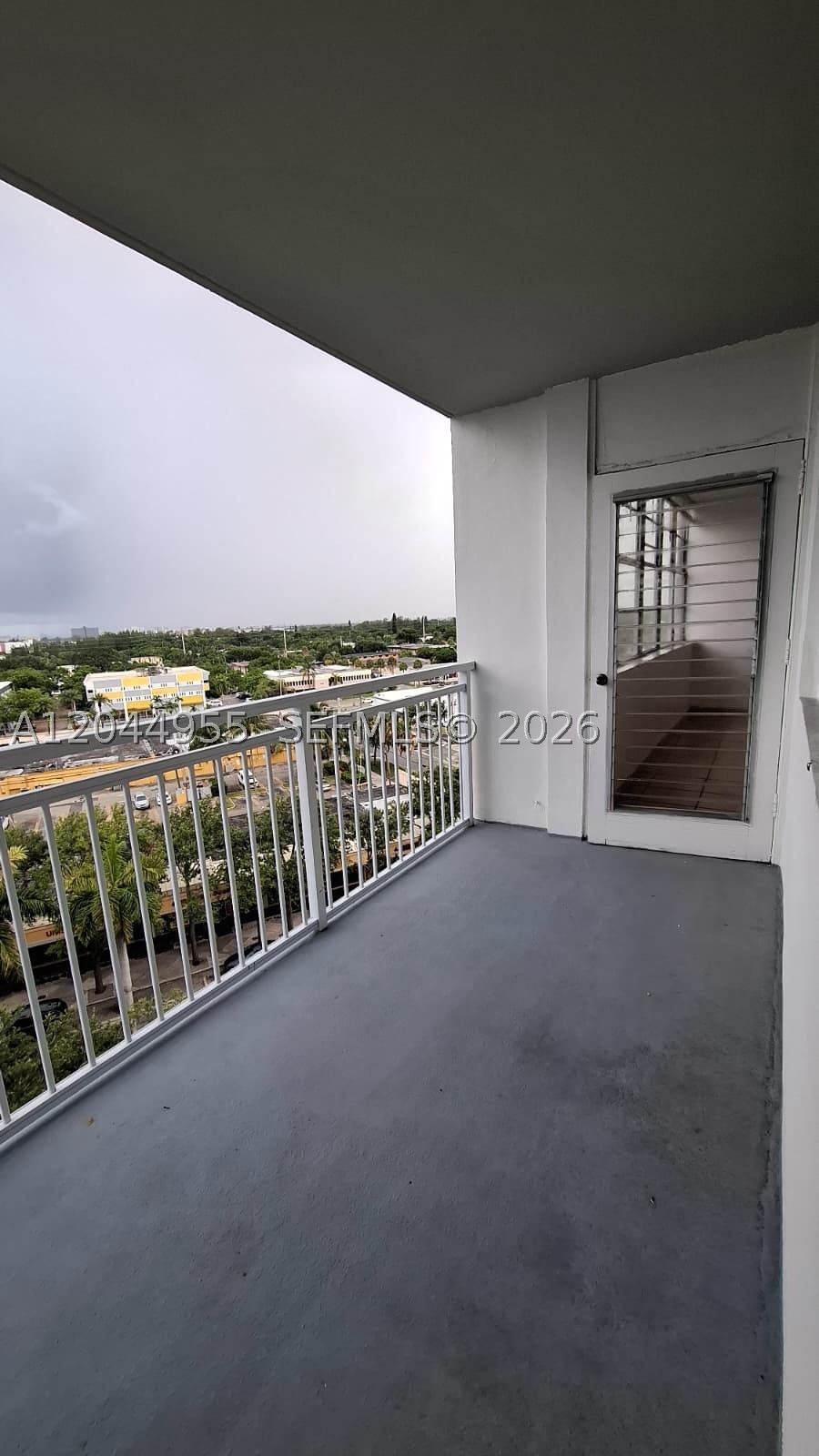 CRESTVIEW TOWERS CONDO - Residential Lease