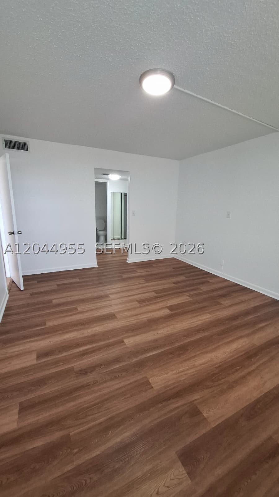 CRESTVIEW TOWERS CONDO - Residential Lease