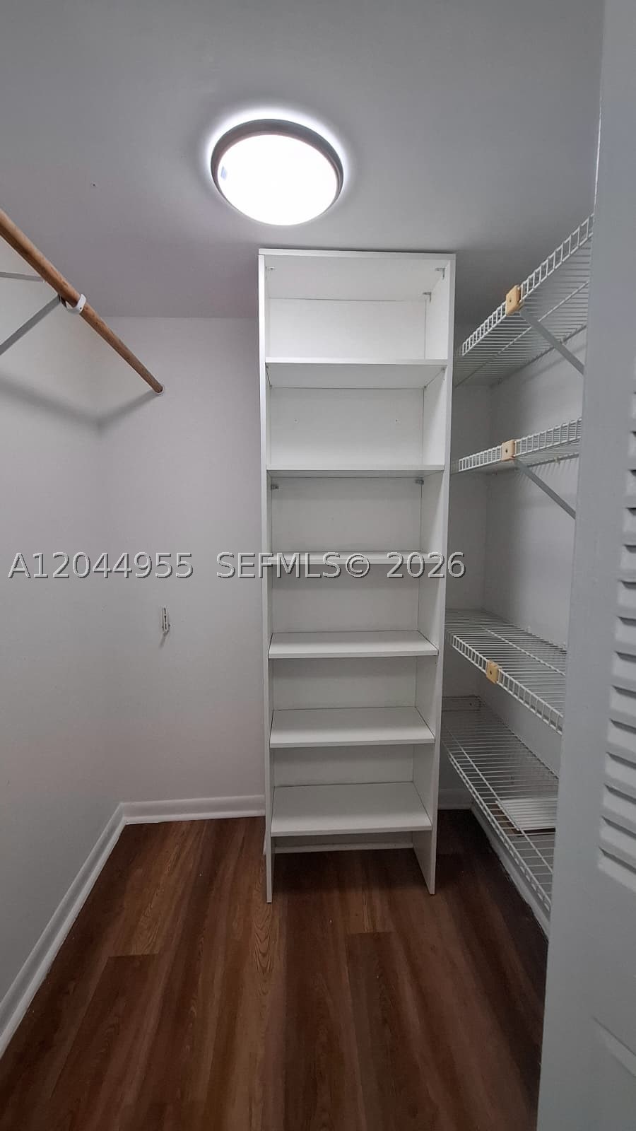 CRESTVIEW TOWERS CONDO - Residential Lease