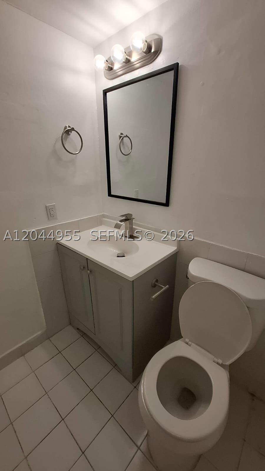 CRESTVIEW TOWERS CONDO - Residential Lease