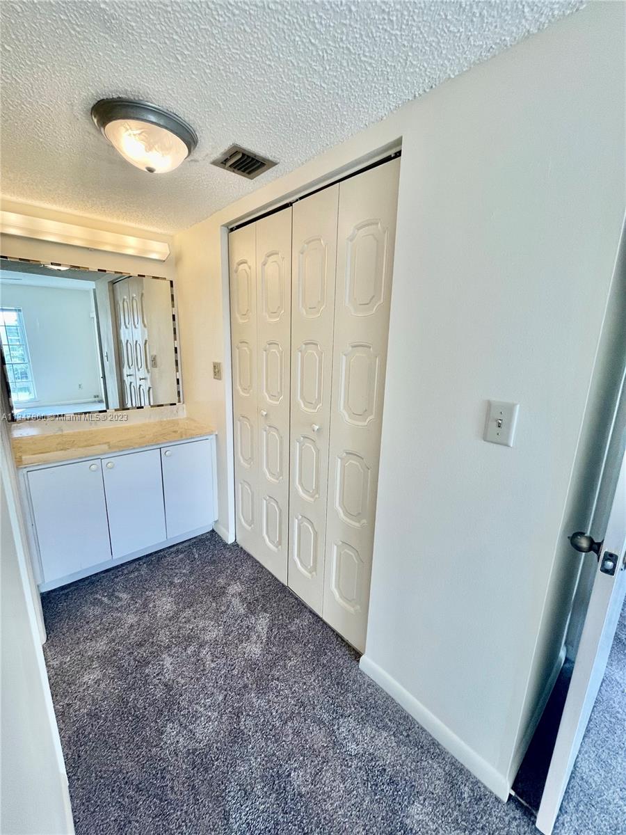 FRENCH VILLAS CONDO - Residential Lease