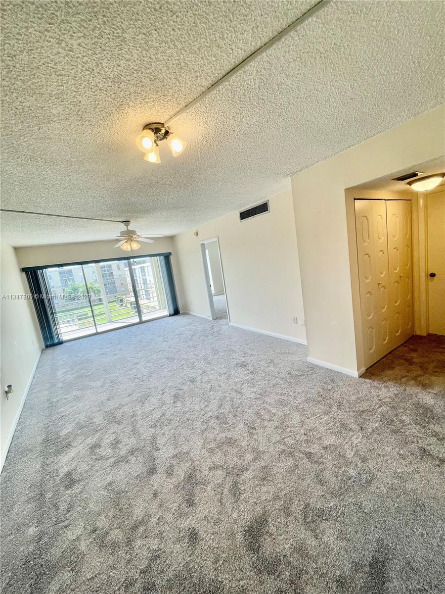 FRENCH VILLAS CONDO - Residential Lease