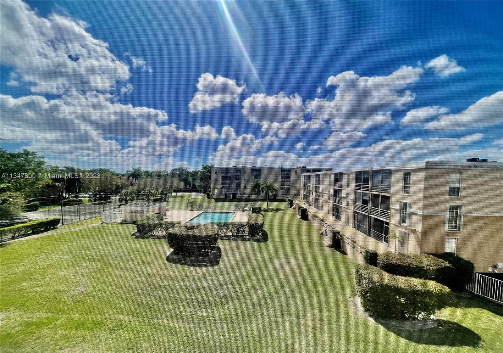 FRENCH VILLAS CONDO - Residential Lease