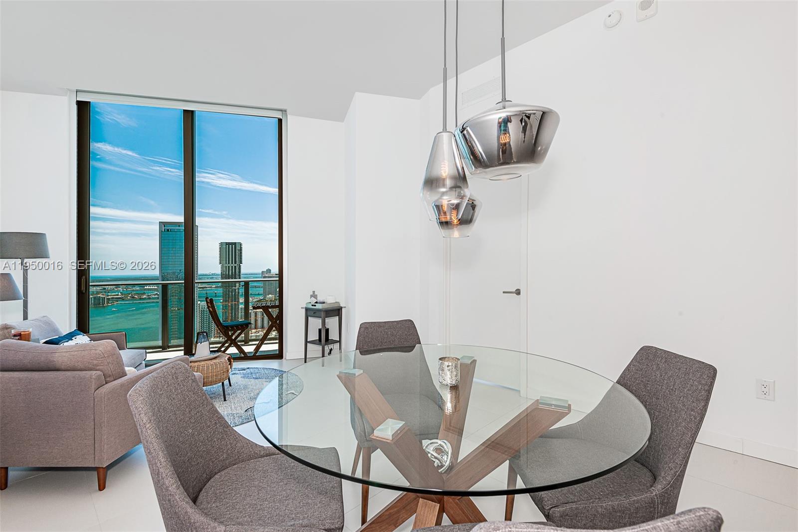 PARAISO BAYVIEWS CONDO - Residential