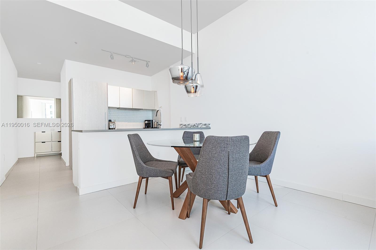 PARAISO BAYVIEWS CONDO - Residential