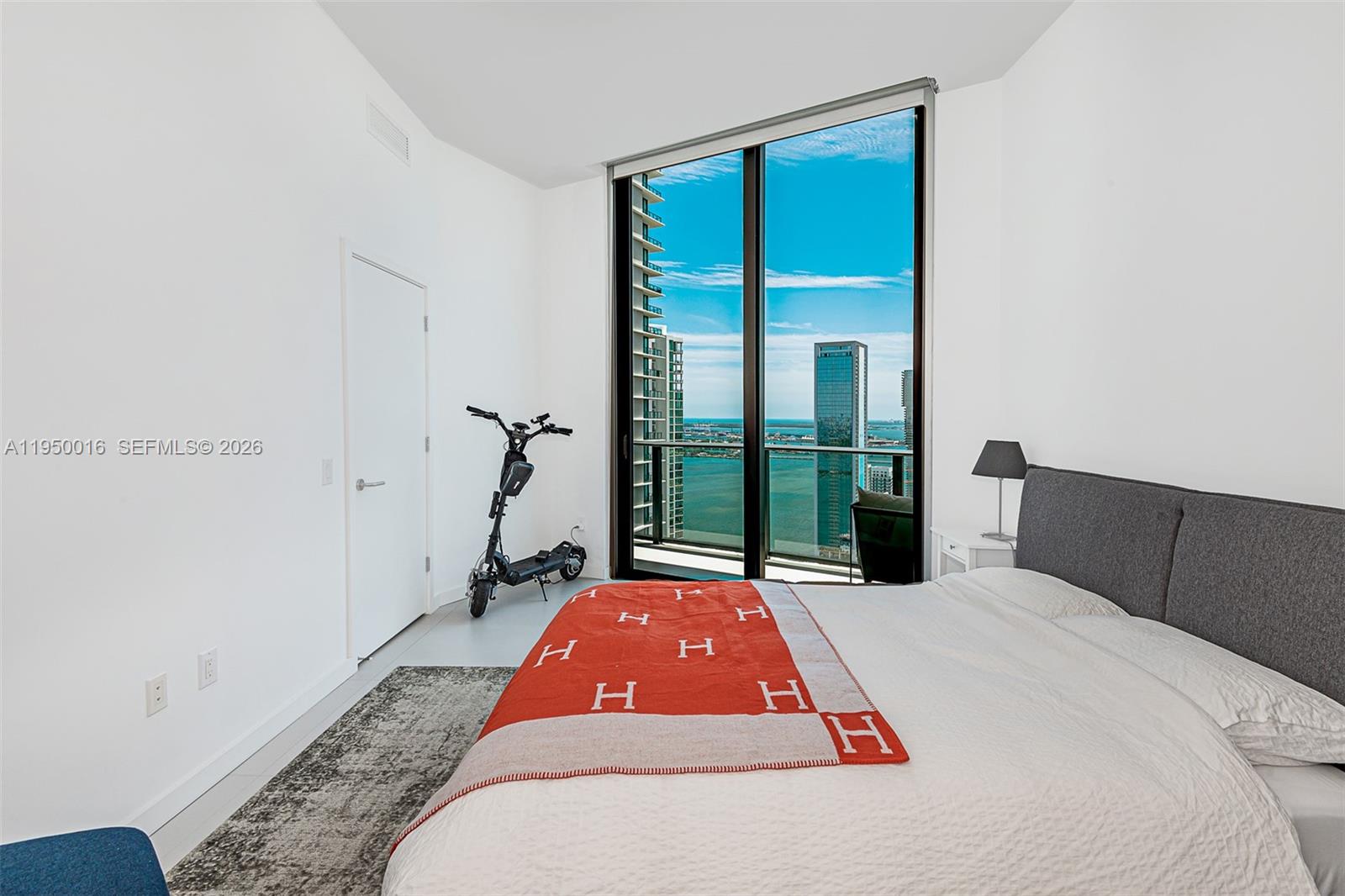 PARAISO BAYVIEWS CONDO - Residential